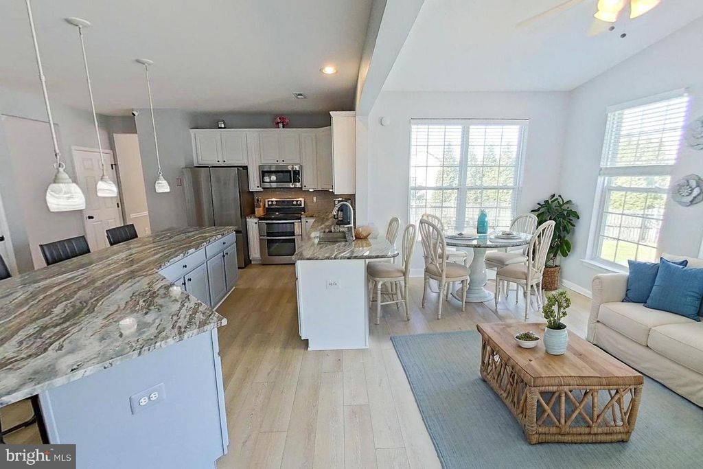 Image 15 of property listing at 809 BROOKRIDGE DR, Boonsboro, MD 21713