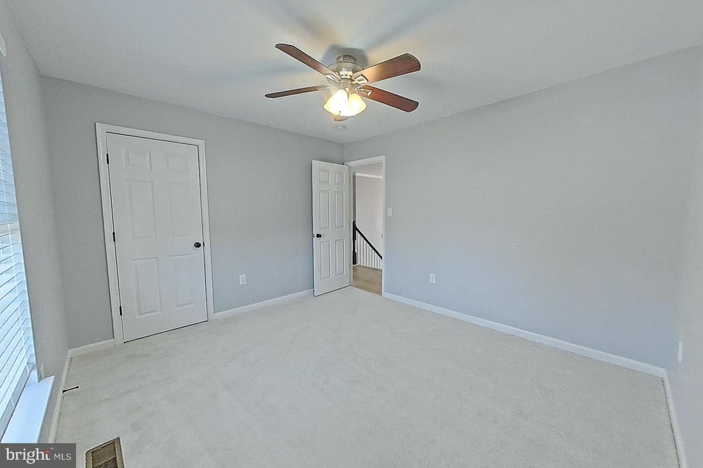 Image 23 of property listing at 809 BROOKRIDGE DR, Boonsboro, MD 21713