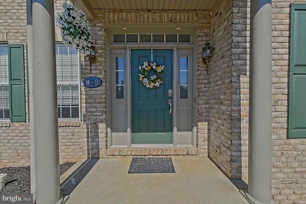 Image 3 of property listing at 809 BROOKRIDGE DR, Boonsboro, MD 21713