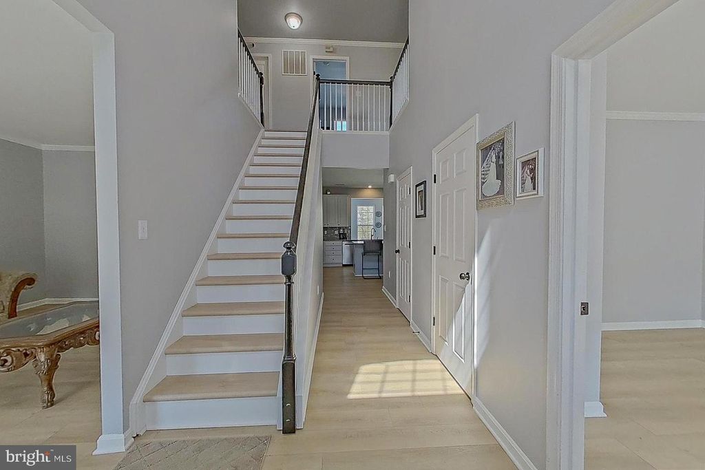 Image 4 of property listing at 809 BROOKRIDGE DR, Boonsboro, MD 21713