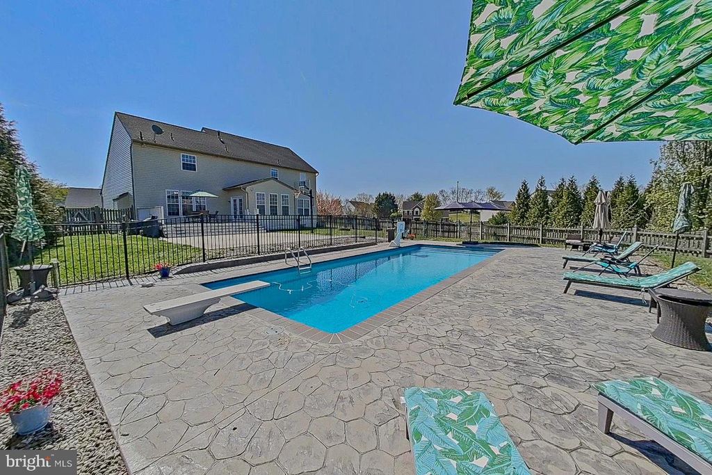 Image 41 of property listing at 809 BROOKRIDGE DR, Boonsboro, MD 21713