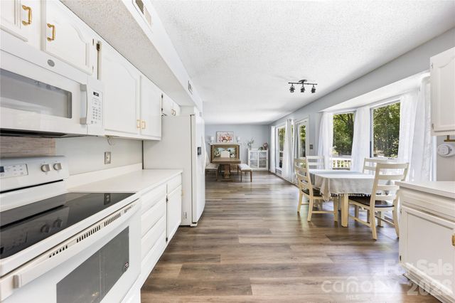 13000 Greycrest Drive, Charlotte, NC 28278