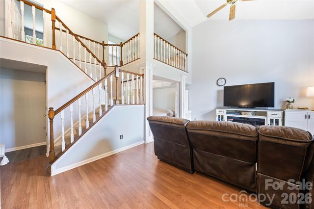 13000 Greycrest Drive, Charlotte, NC 28278