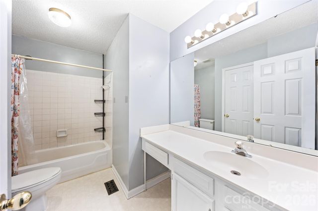 13000 Greycrest Drive, Charlotte, NC 28278