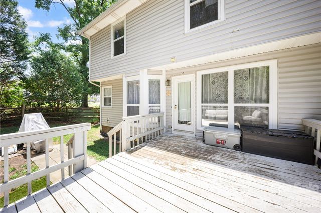 13000 Greycrest Drive, Charlotte, NC 28278