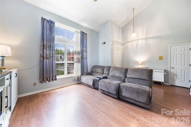 13000 Greycrest Drive, Charlotte, NC 28278