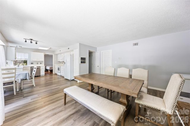 13000 Greycrest Drive, Charlotte, NC 28278