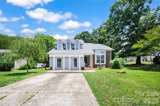 13000 Greycrest Drive, Charlotte, NC 28278