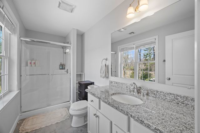 82 Fremont Road A, Epping, NH 03042