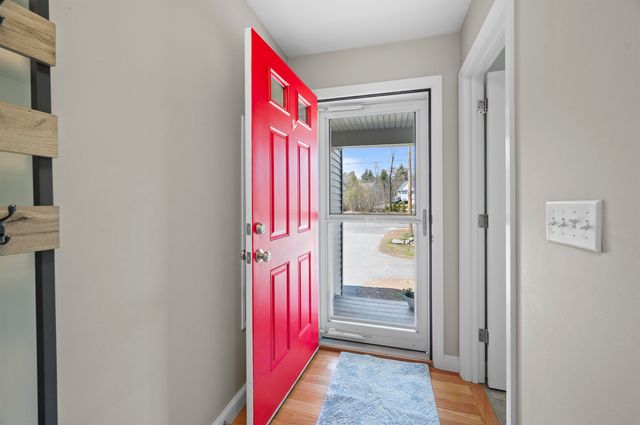 82 Fremont Road A, Epping, NH 03042