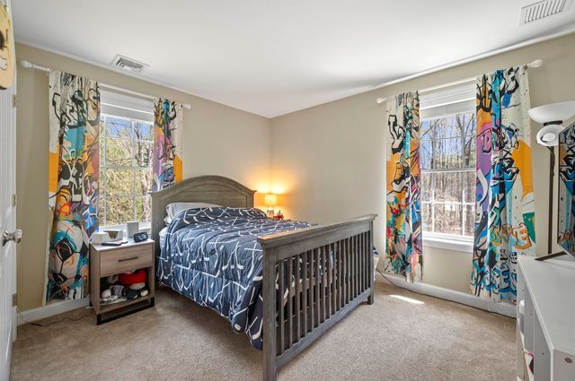 82 Fremont Road A, Epping, NH 03042