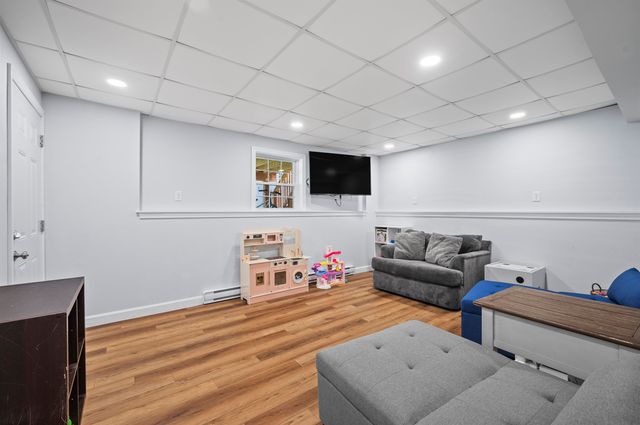 82 Fremont Road A, Epping, NH 03042