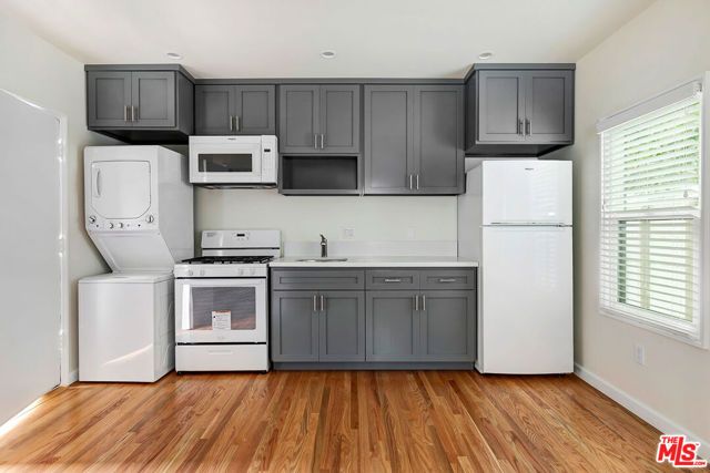 6348 Colgate Avenue, Los Angeles, CA 90048