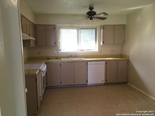 501 MARILYN DR, Schertz, TX 78154