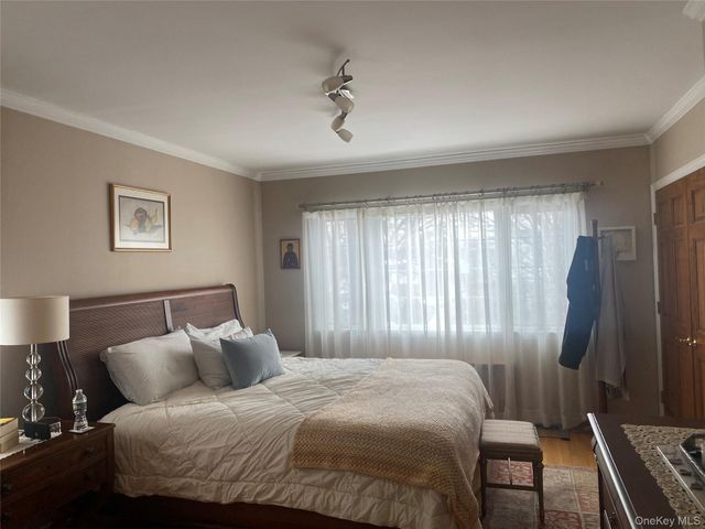 6139 184th Street, Fresh Meadows, NY 11365