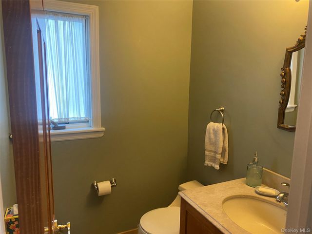 6139 184th Street, Fresh Meadows, NY 11365