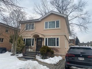 6139 184th Street, Fresh Meadows, NY 11365