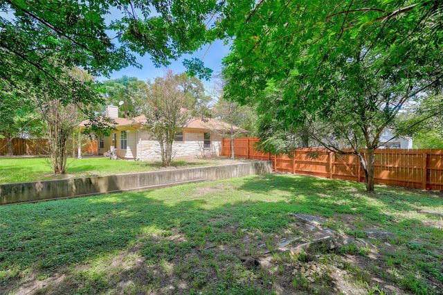 1106 Serenada DR, Georgetown, TX 78628
