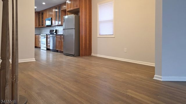 830 E Curtis St, Linden City, NJ 07036