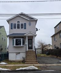 830 E Curtis St, Linden City, NJ 07036