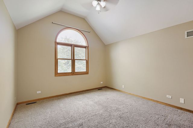 2805 Breckenridge Circle, Aurora, IL 60504