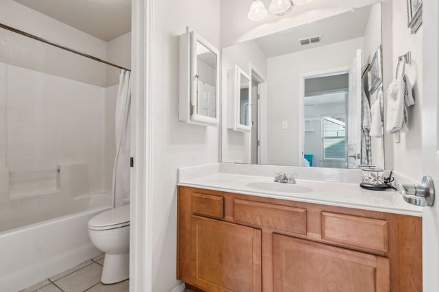 836 Village Point Lane, Fort Worth, TX 76108