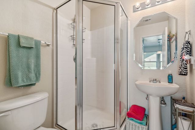 836 Village Point Lane, Fort Worth, TX 76108