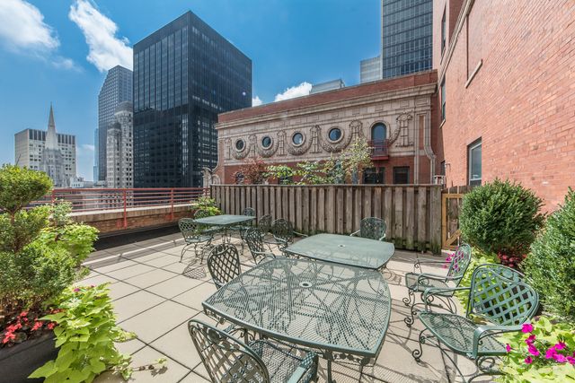 208 W Washington Street 912, Chicago, IL 60606