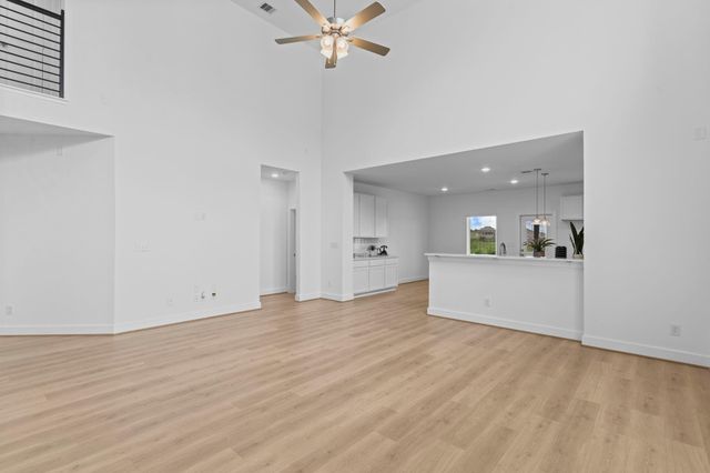 2319 Ridgewood Drive, West Columbia, TX 77486