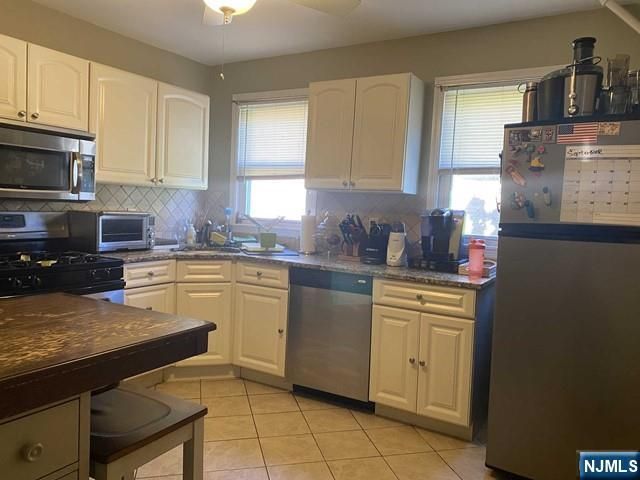 573 Lafayette Avenue 1, Hawthorne, NJ 07506