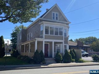 573 Lafayette Avenue 1, Hawthorne, NJ 07506
