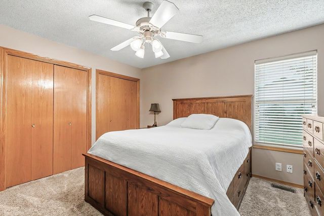 2325 S Leecrest St, Wichita, KS 67209