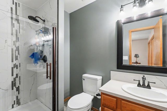 2325 S Leecrest St, Wichita, KS 67209