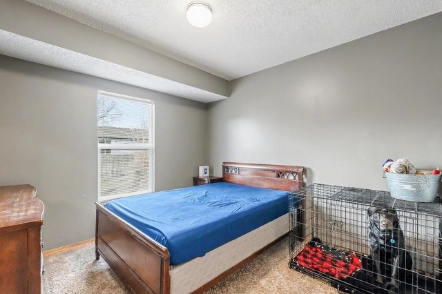 2325 S Leecrest St, Wichita, KS 67209