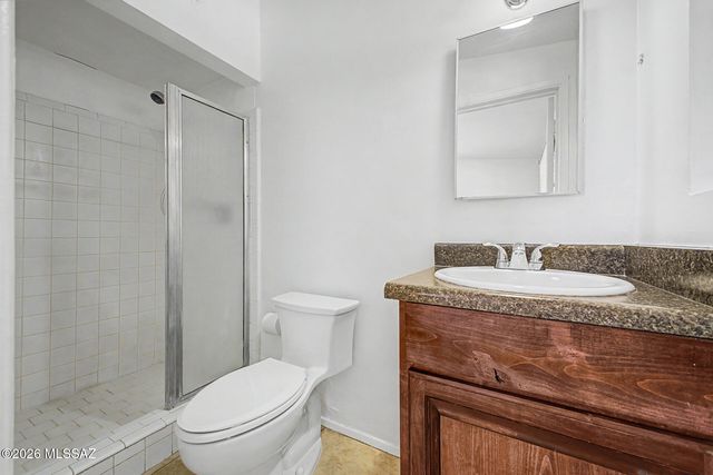 5601 E 13th Street, Tucson, AZ 85711
