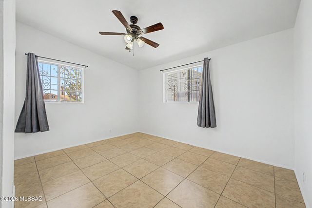 5601 E 13th Street, Tucson, AZ 85711