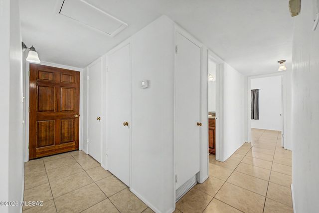 5601 E 13th Street, Tucson, AZ 85711