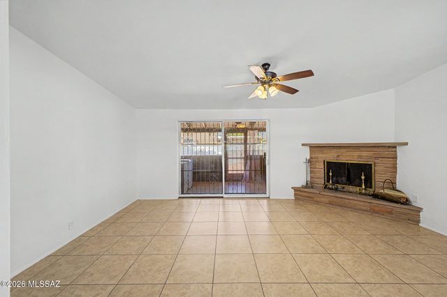 5601 E 13th Street, Tucson, AZ 85711