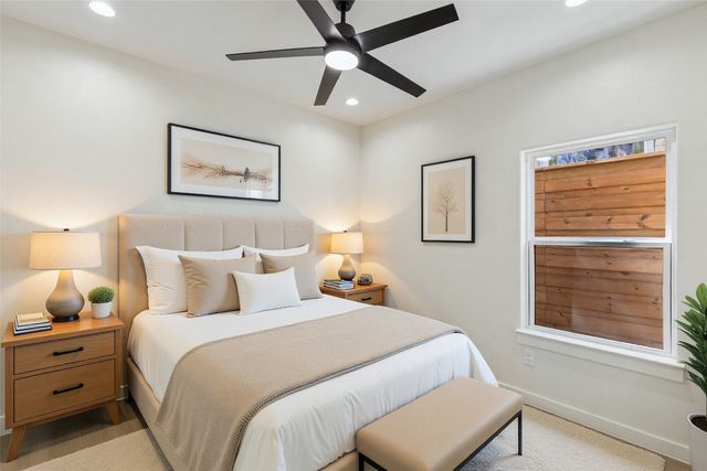 3324 Navaro Street, Dallas, TX 75212