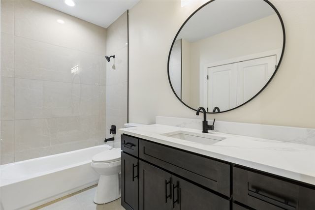 3324 Navaro Street, Dallas, TX 75212