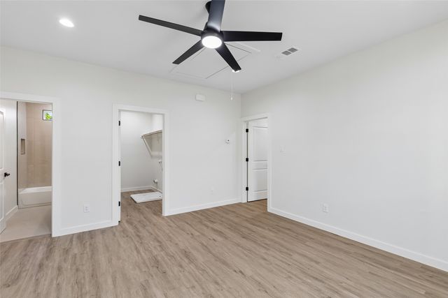 3324 Navaro Street, Dallas, TX 75212