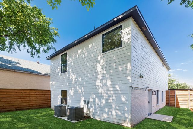 3324 Navaro Street, Dallas, TX 75212