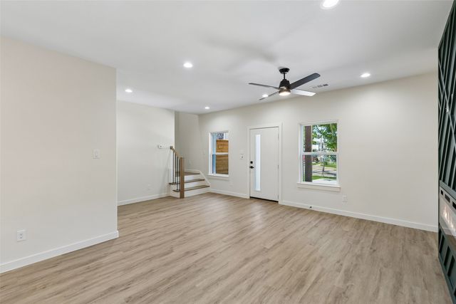 3324 Navaro Street, Dallas, TX 75212