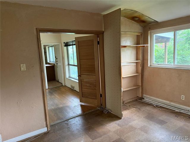 1003 Chartres Avenue, University City, MO 63132