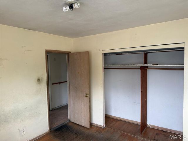 1003 Chartres Avenue, University City, MO 63132