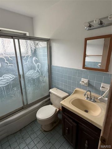 1003 Chartres Avenue, University City, MO 63132