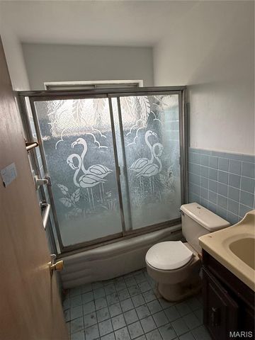 1003 Chartres Avenue, University City, MO 63132
