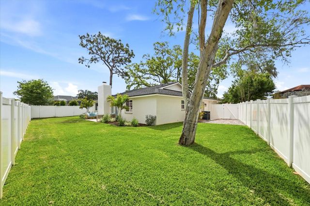 12021 107TH COURT, Largo, FL 33778