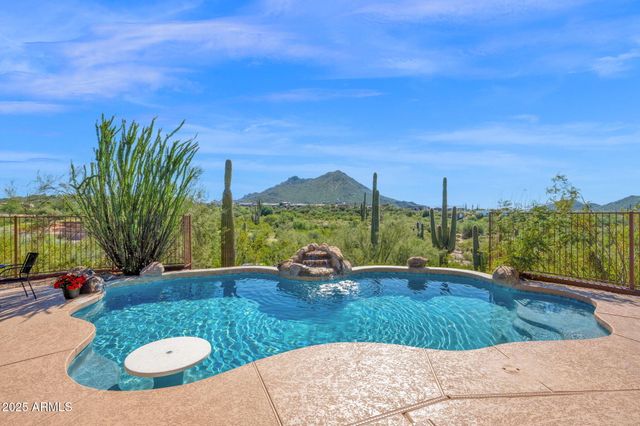 38892 N School House Road, Cave Creek, AZ 85331