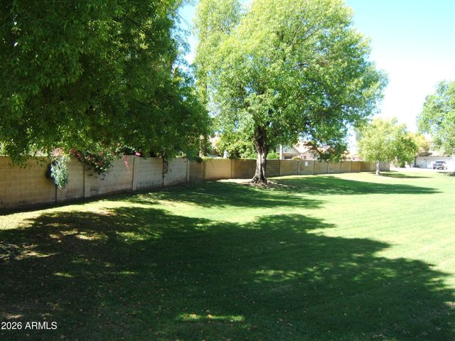 4428 W MCRAE Way, Glendale, AZ 85308
